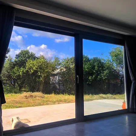 Apartman Landr House *